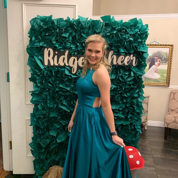 Sherri Hill 52120 - Picture 2 of 4